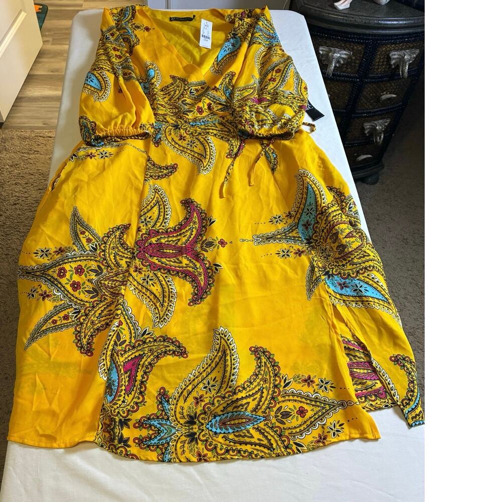 New York & Company Paisley Wrap Dress Large Yellow NWT Boho V Neck
summer dress